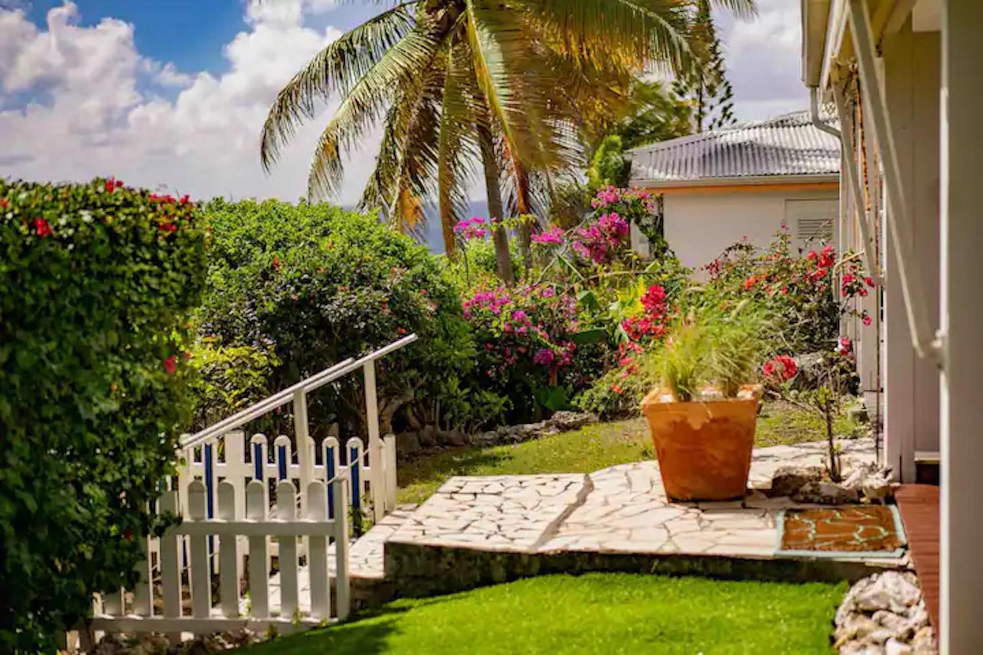 L'hibiscus T2, plage privée, terrasse, barbecue Saint-Francois  Exterior foto